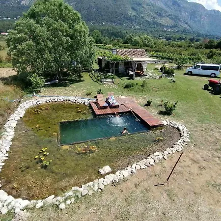 Vineyard Eco Near Dubrovnik Hytte *